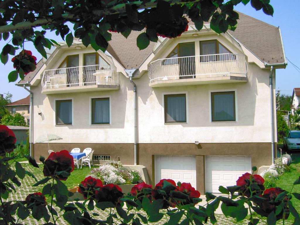 Varga Apartmanház Zalakaros Exterior foto